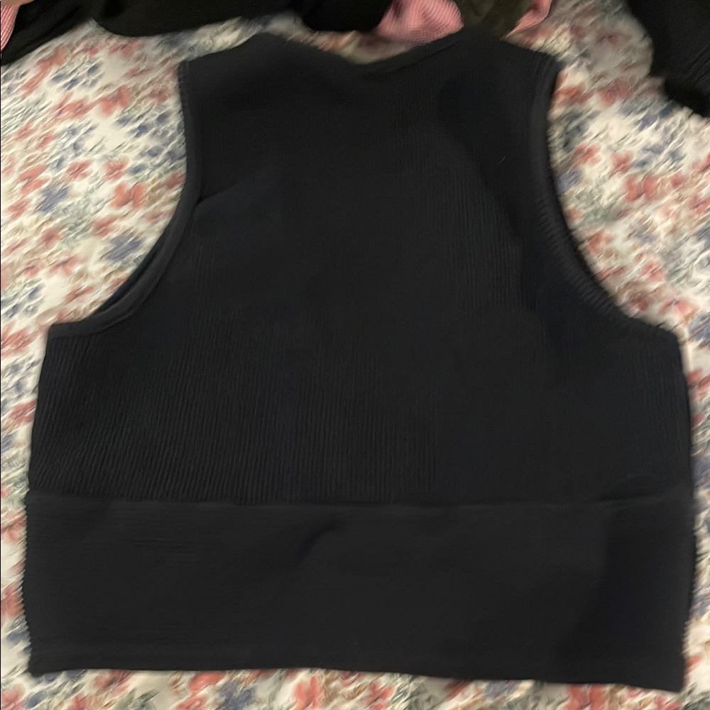 Windsor Black Ribbed Knit Top - Picture 4 of 5